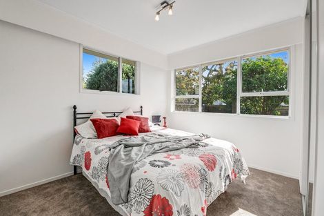 Photo of property in 2/9 Motuora Road, Manly, Whangaparaoa, 0930