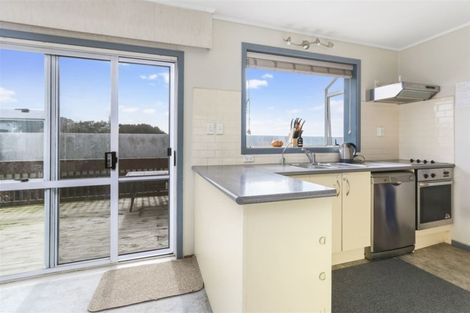 Photo of property in 256 Triangle Road, Massey, Auckland, 0614