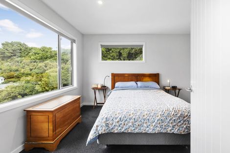 Photo of property in 12c Freeling Street, Island Bay, Wellington, 6023