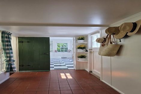 Photo of property in 84 Parkes Avenue, Saint Johns Hill, Whanganui, 4501