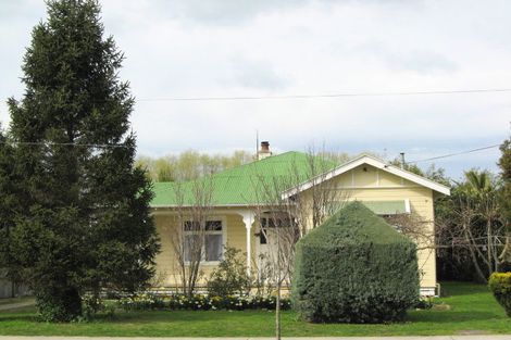 Photo of property in 32 Ferry Road, Clive, 4102