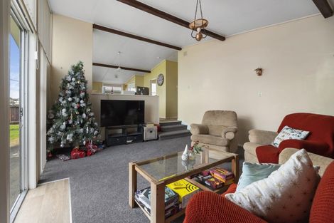 Photo of property in 6b York Street, Eltham, 4322