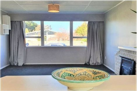 Photo of property in 1 Hardie Grove, Featherston, 5710