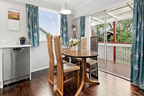 Photo of property in 27 Roseanne Road, Manurewa, Auckland, 2102