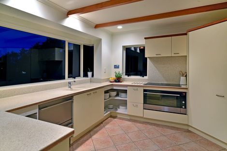 Photo of property in 124 Vaughans Road, Long Bay, Albany, 0792