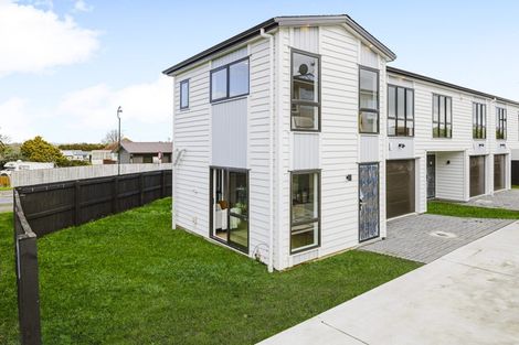 Photo of property in 559a Great South Road, Rosehill, Papakura, 2113