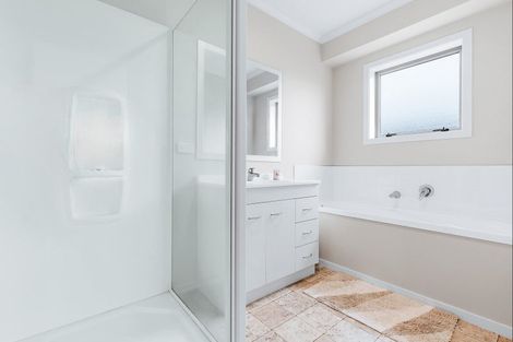 Photo of property in 11 Marshall Close, Motuoapa, Turangi, 3382