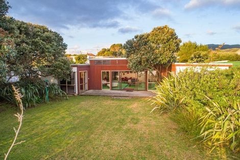 Photo of property in 201a Rosetta Road, Raumati South, Paraparaumu, 5032