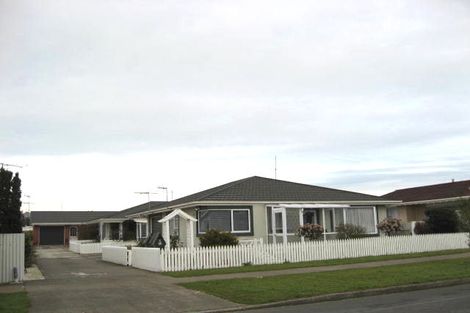 Photo of property in 69 Martin Street, Strathern, Invercargill, 9812