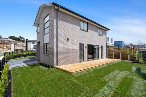 Photo of property in 35 Barrel Crescent, Swanson, Auckland, 0614