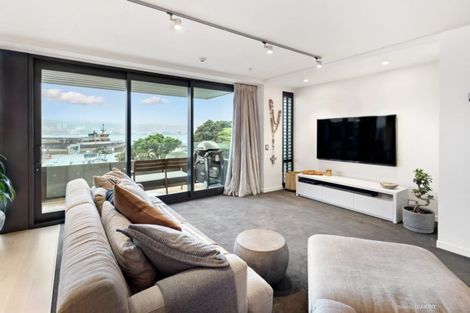 Photo of property in 2e/150 Oriental Parade, Oriental Bay, Wellington, 6011