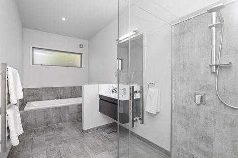 Photo of property in 18a Dorset Avenue, Westown, New Plymouth, 4310