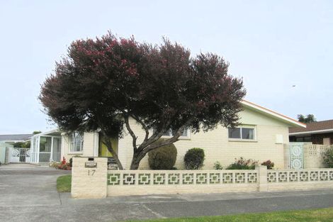 Photo of property in 17 Roskilda Crescent, Taradale, Napier, 4112