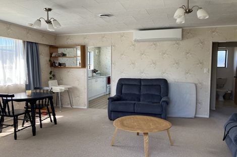 Photo of property in 2/151 Carrington Street, Lower Vogeltown, New Plymouth, 4310