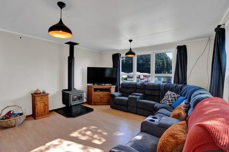 Photo of property in 13 Brixham Place, Merrilands, New Plymouth, 4312