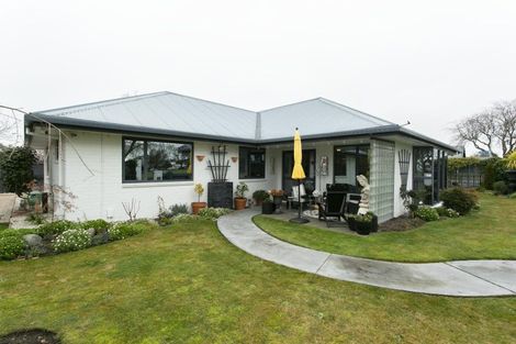 Photo of property in 21 Mona Square, Ashburton, 7700