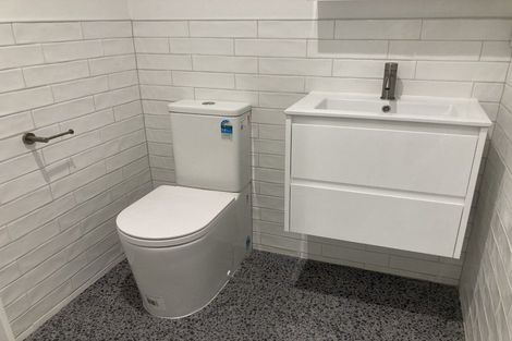 Photo of property in 2/32 Martin Square, Te Aro, Wellington, 6011