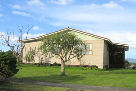 Photo of property in 10 Arohia Place, Snells Beach, 0920