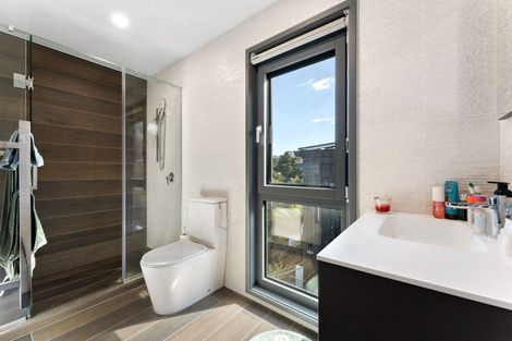 Photo of property in 48a Peter Terrace, Castor Bay, Auckland, 0620