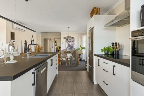 Photo of property in 12 Bernies Way, Ohauiti, Tauranga, 3112