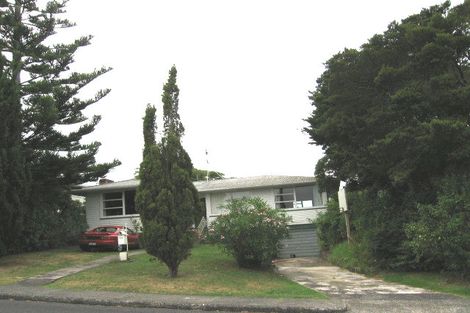 Photo of property in 79 Hillcrest Avenue, Hillcrest, Auckland, 0627