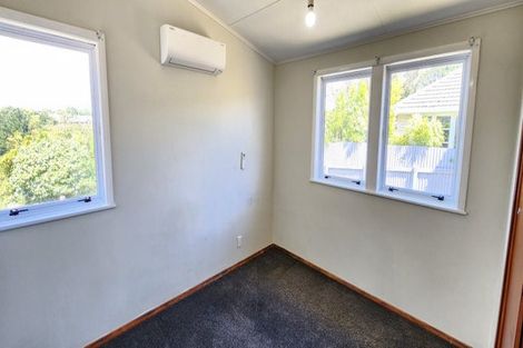 Photo of property in 38 Woodleigh Street, Frankleigh Park, New Plymouth, 4310