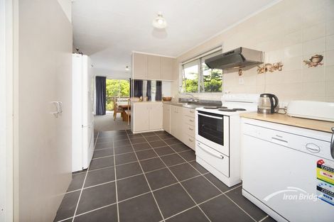 Photo of property in 156 Lynn Road, Bayview, Auckland, 0629