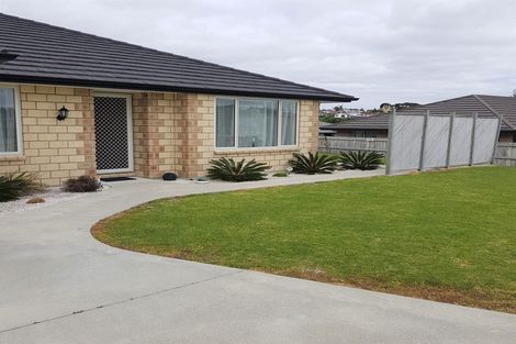 Photo of property in 72 Tamure Place, Ruakaka, 0116