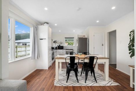 Photo of property in 42 Donnelley Drive, Wainuiomata, Lower Hutt, 5014