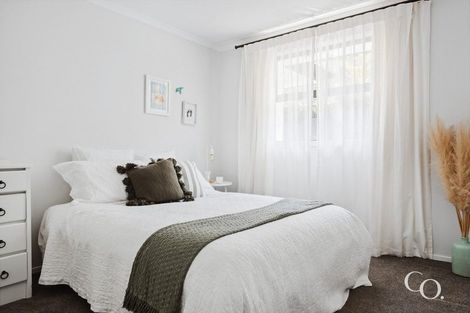 Photo of property in 15 Ballintoy Park Drive, Welcome Bay, Tauranga, 3175