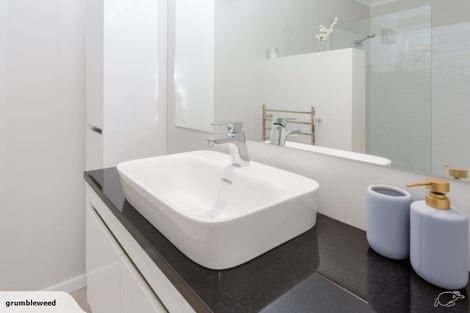 Photo of property in 183 Main Street, Greytown, 5712