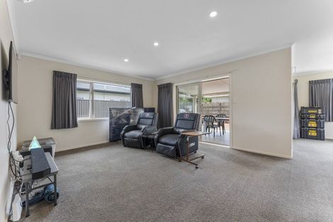 Photo of property in 23 Bowen Street, Woodville, 4920