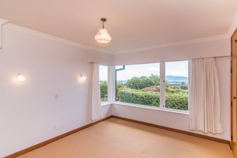 Photo of property in 35 Tui Crescent, Waikanae, 5036