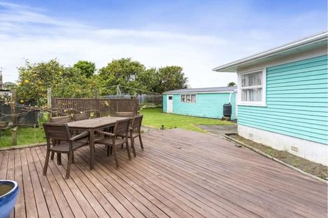 Photo of property in 20 Eddowes Street, Manurewa, Auckland, 2102