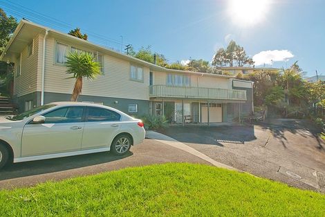 Photo of property in 16 Cypress Place, Sunnynook, Auckland, 0620