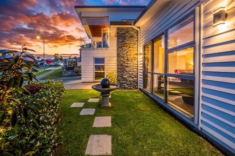 Photo of property in 9 Platinum Rise, Ranui, Auckland, 0612