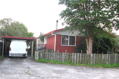 Photo of property in 2/35 Karepo Crescent, Ranui, Auckland, 0612