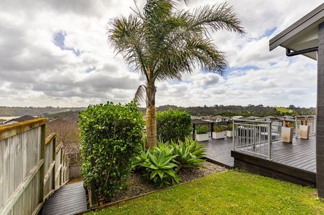Photo of property in 44 Mackay Drive, Greenhithe, Auckland, 0632