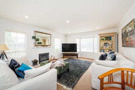 Photo of property in 28 Union Street, Hokowhitu, Palmerston North, 4410