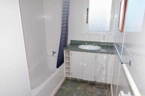 Photo of property in 27 Arun Street, South Hill, Oamaru, 9400