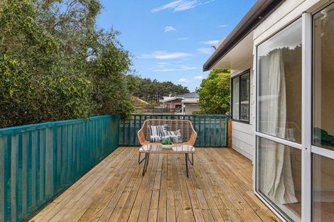Photo of property in 9 Cousins Avenue East, Foxton Beach, Foxton, 4815