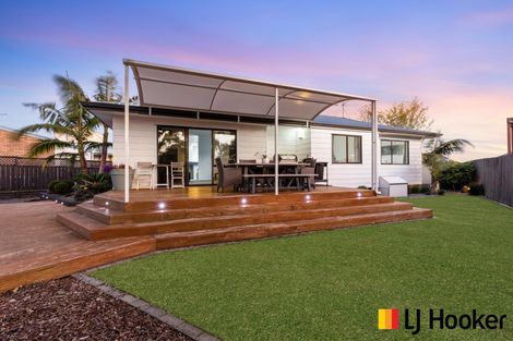 Photo of property in 18 Hadley Wood Drive, Wattle Downs, Auckland, 2103