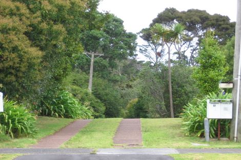 Photo of property in 1/49 Beach Haven Road, Beach Haven, Auckland, 0626