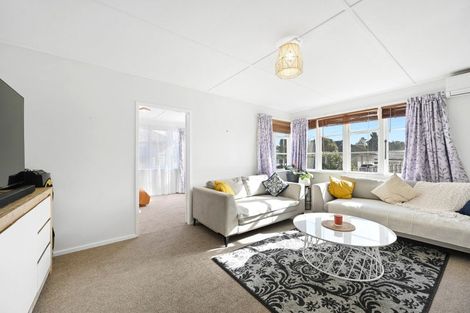 Photo of property in 4 Denz Street, Maeroa, Hamilton, 3200