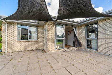 Photo of property in 15a Frederick Place, Whalers Gate, New Plymouth, 4310