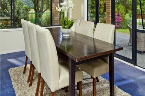 Photo of property in 35 Oak Manor Drive, Albany, Auckland, 0632