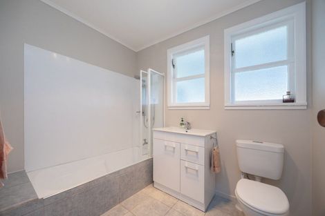 Photo of property in 2 Harford Street, Feilding, 4702