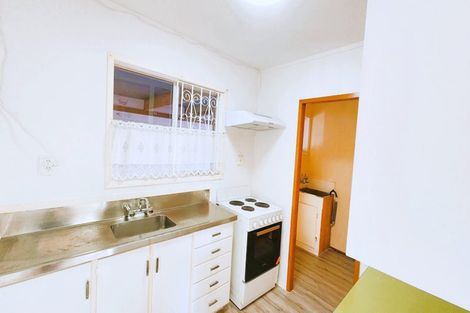 Photo of property in 26 Tamaki Bay Drive, Pakuranga, Auckland, 2010