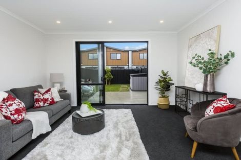 Photo of property in 7 Josland Lane, Wallaceville, Upper Hutt, 5018