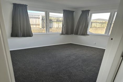 Photo of property in 11 Henry Street, Ebdentown, Upper Hutt, 5018